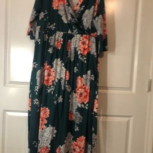 Plus size Floral Maxi Dress